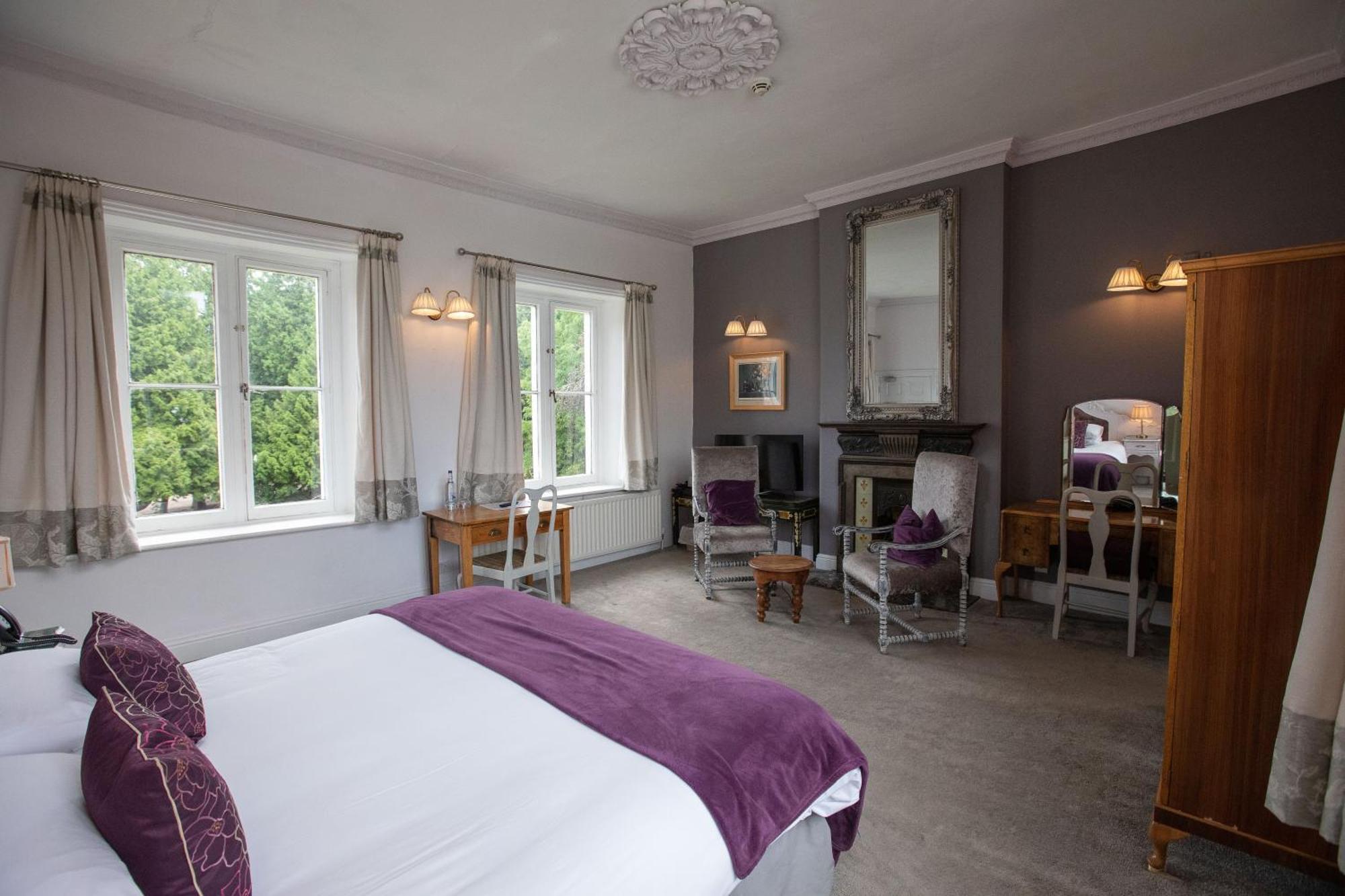 Grafton Manor Hotel 3*